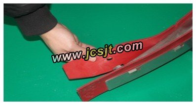 輕巧型駕駛式洗地機,進(jìn)口駕駛式洗地機(圖13)